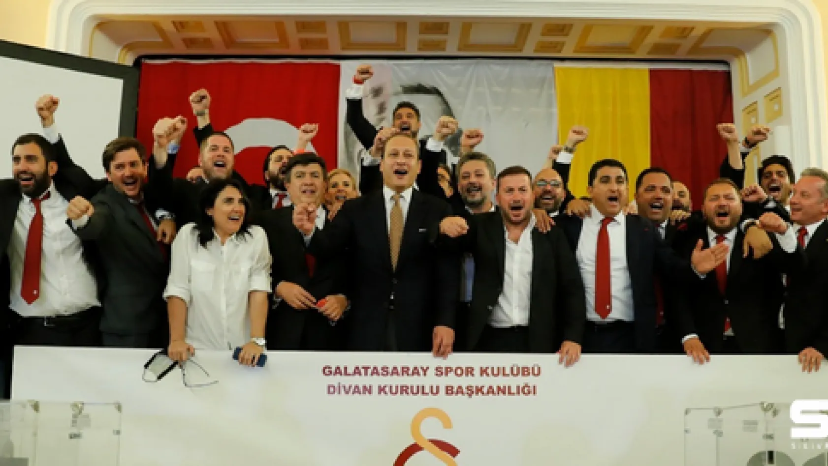Galatasaray'da yönetim kurulu görev bölümü yapıldı