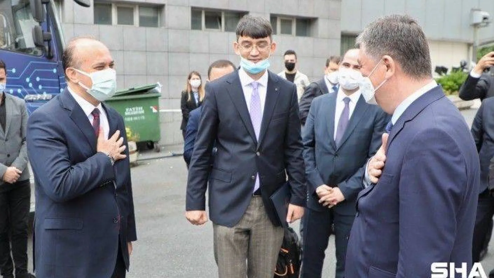 Özbekistan İçişleri Bakanı Bobojonov, İstanbul İl Emniyet Müdürü Zafer Aktaş'ı ziyaret etti