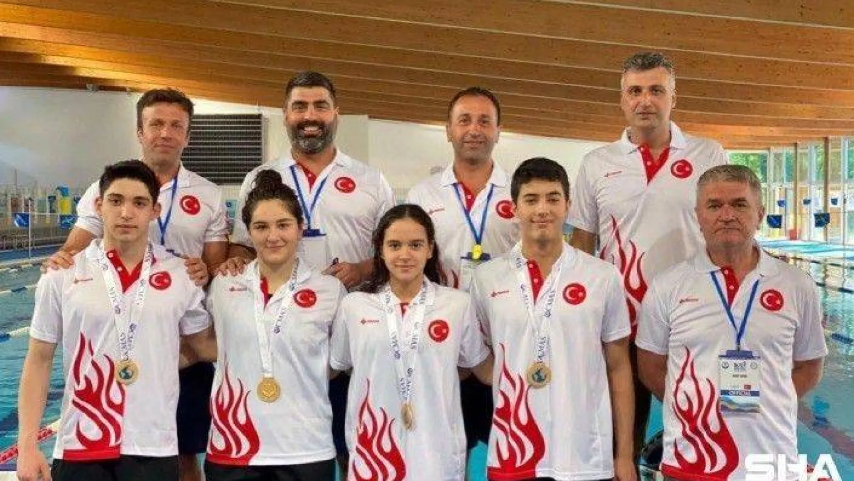 Vali Yerlikaya, dünya şampiyonu olan milli sporcuları tebrik etti