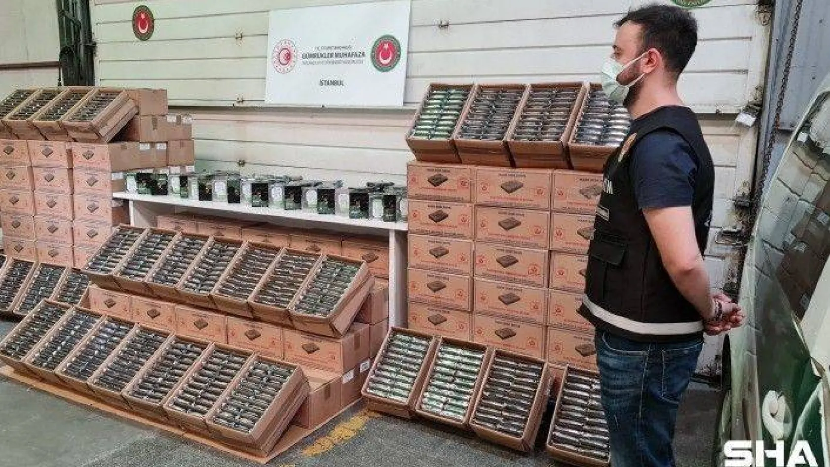 Atatürk Havalimanı kargo bölümünde operasyon: Kullanılmış hard diskleri sıfır diye satacak şebeke çökertildi