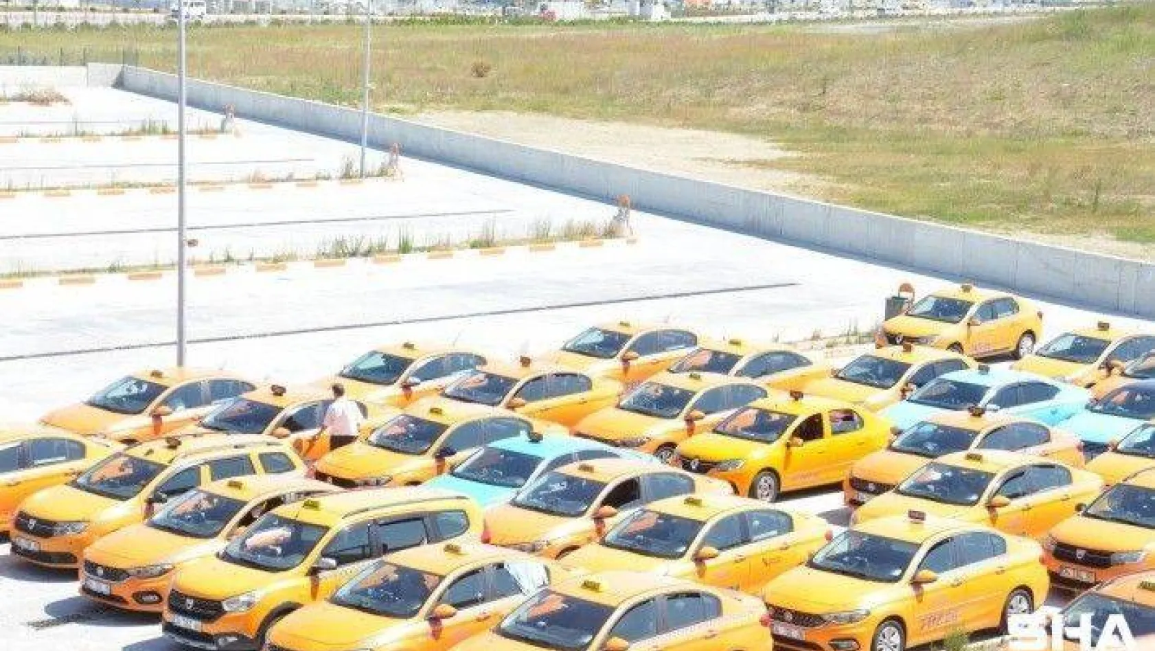 İBB ile İstanbul Havalimanı taksicileri anlaştı