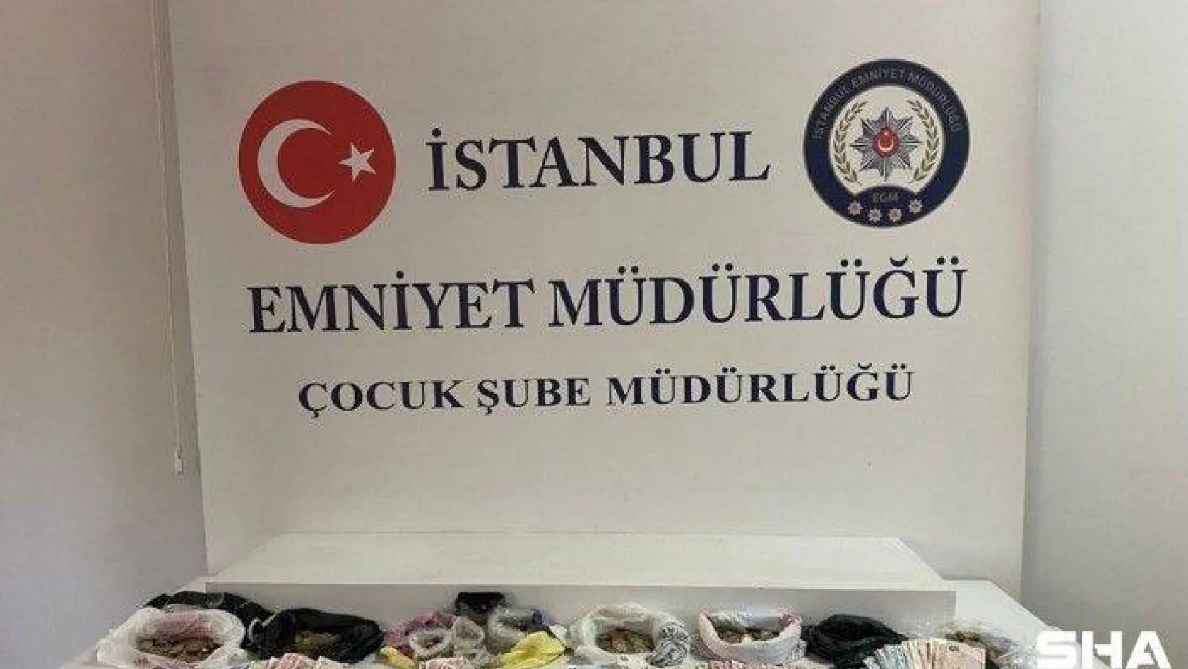 İstanbul'da çocuk ve kadınlara zorla dilencilik yaptıran çeteye operasyon: 30 gözaltı