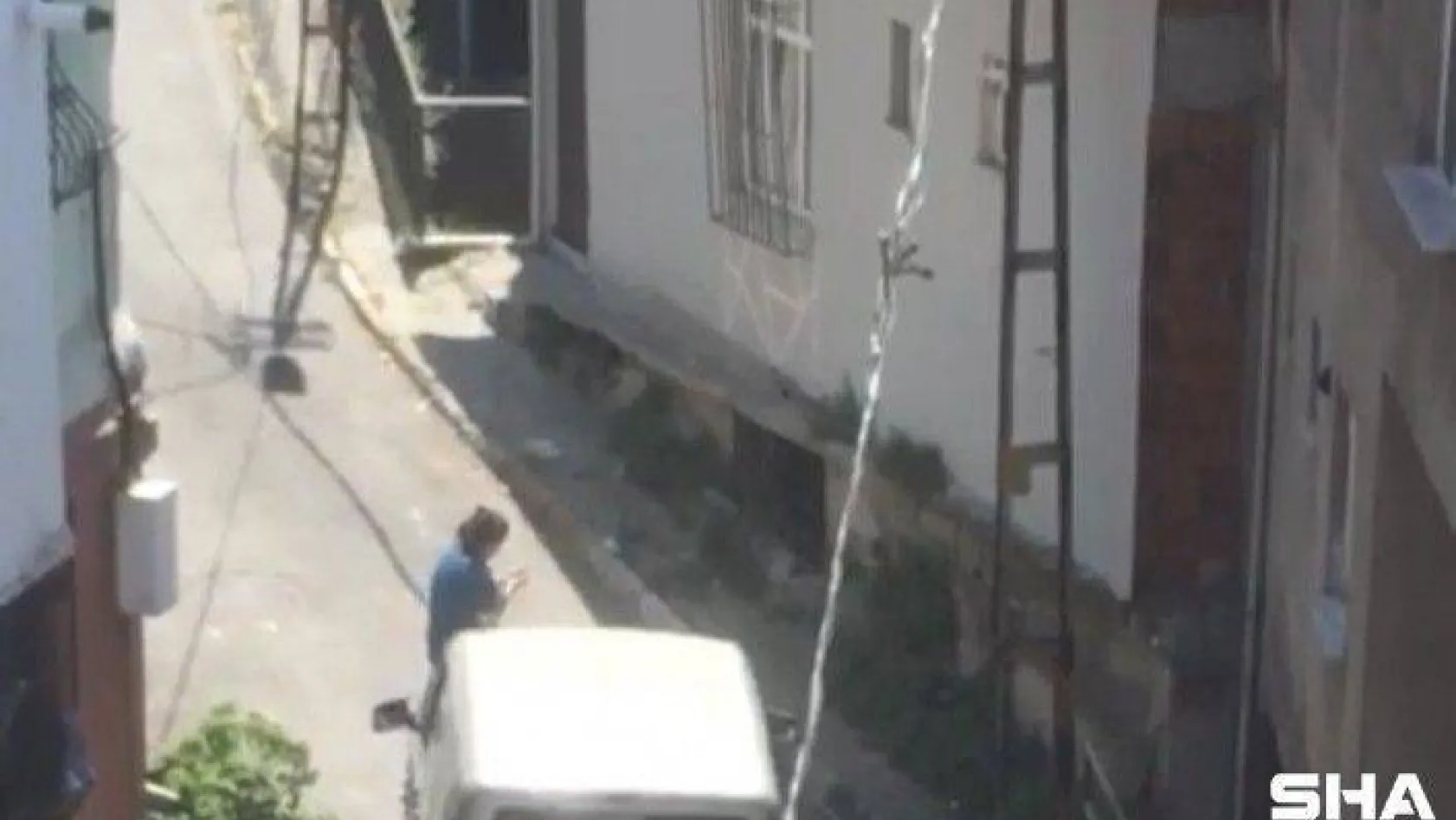 (Özel) Beyoğlu'nda 4 kişinin öldürüldüğü dehşet anları kamerada