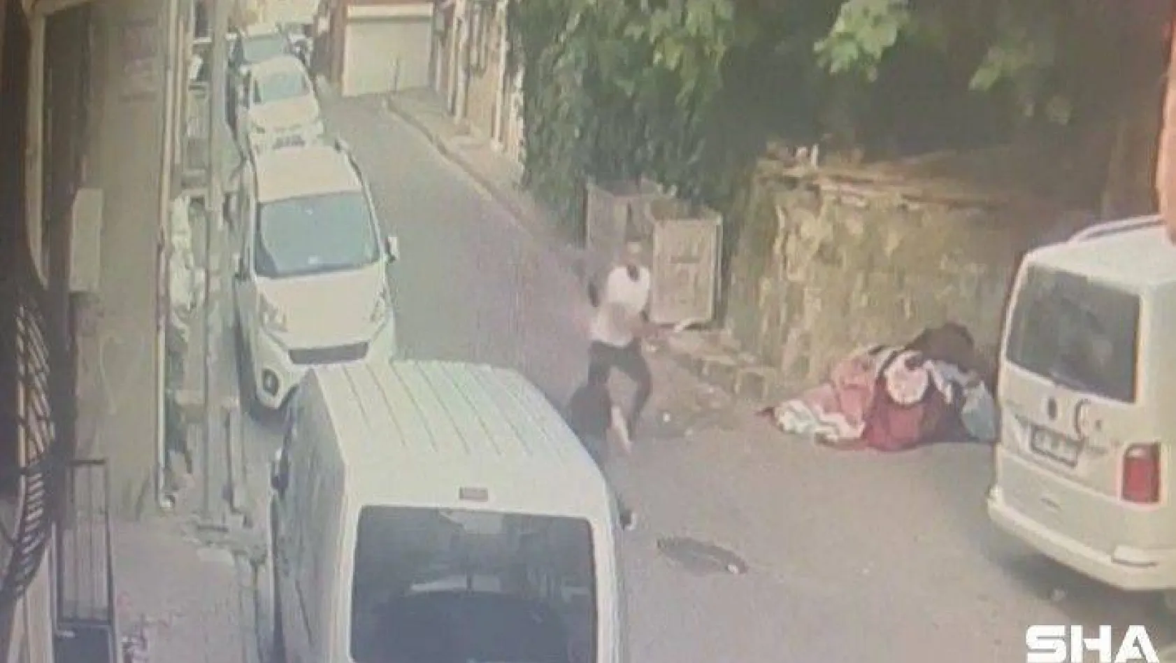 (Özel) İstanbul'da korkunç cinayet kamerada: Yaralı halde motorla kaçtı, hastanede öldü