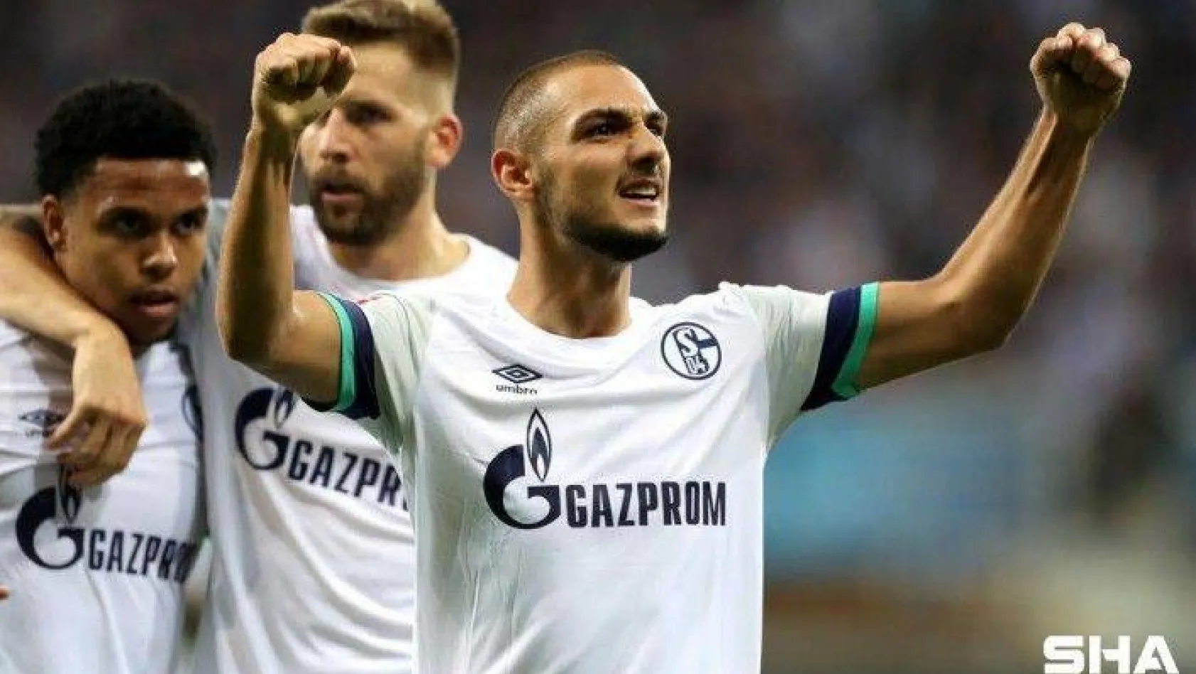 Schalke 04 Sportif Direktörü Rouven Schröder: &quotAhmed Kutucu için Başakşehir ile temas halindeyiz"