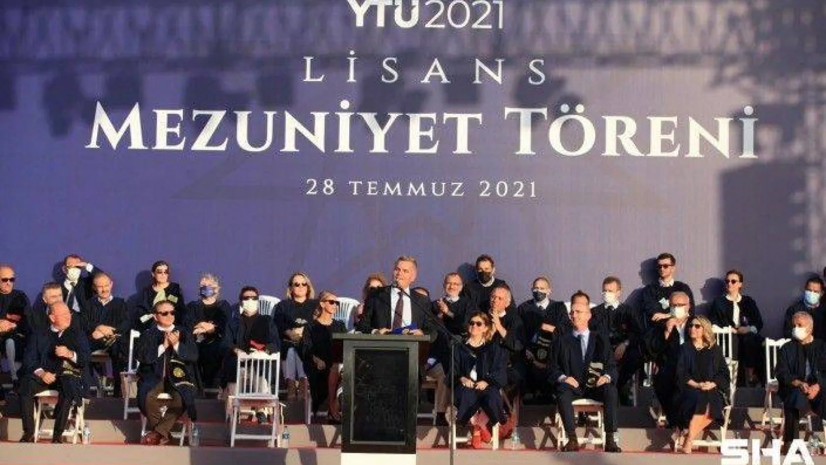 Turkcell GM Erkan, yeni mezunlara seslendi: 'Vakit kaybetmeden harekete geçin'