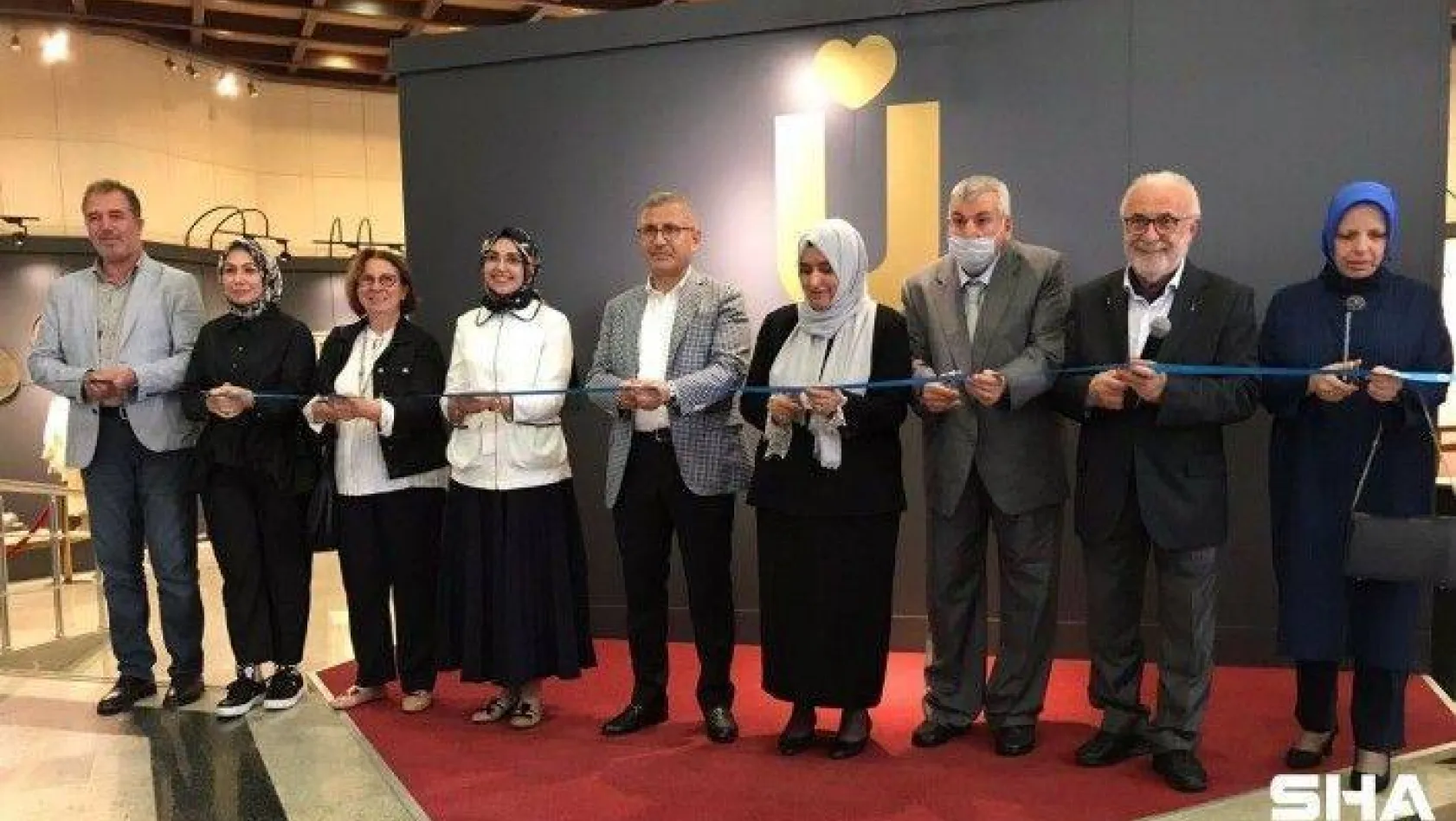 Üsküdar, Emine Erdoğan'ın önerisiyle 'Gönül Dili' sergisine ev sahipliği yaptı