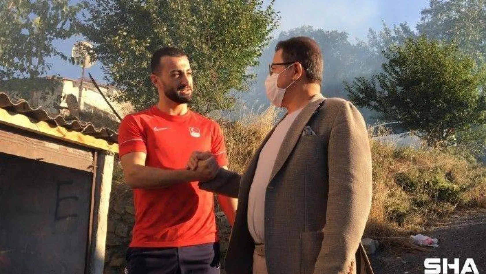Başkan Köken, Eyüpsultanlı milli sporcu Uğur Aktaş'ı evinde ziyaret etti