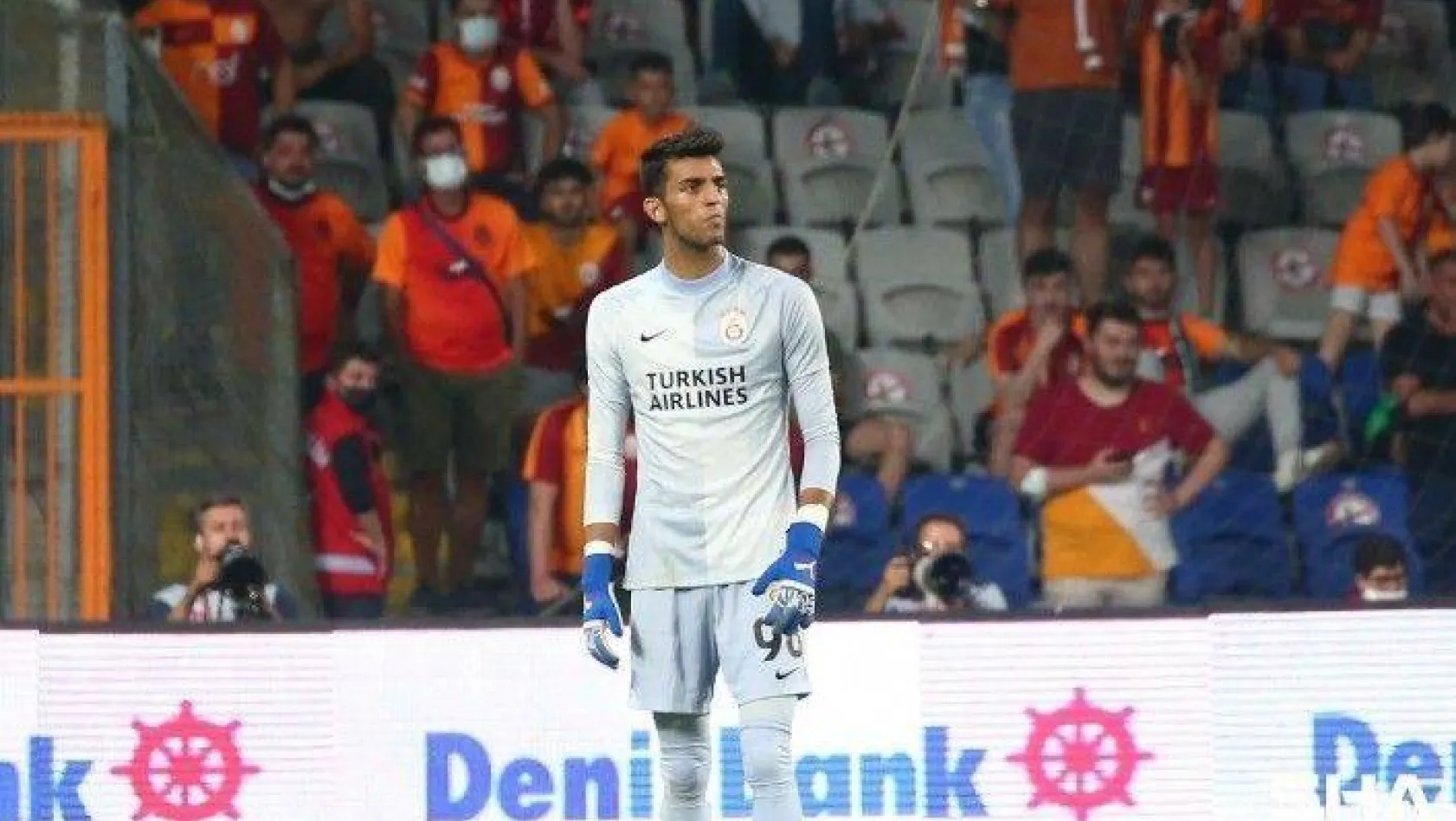 Berk Balaban ilk kez resmi maçta görev aldı