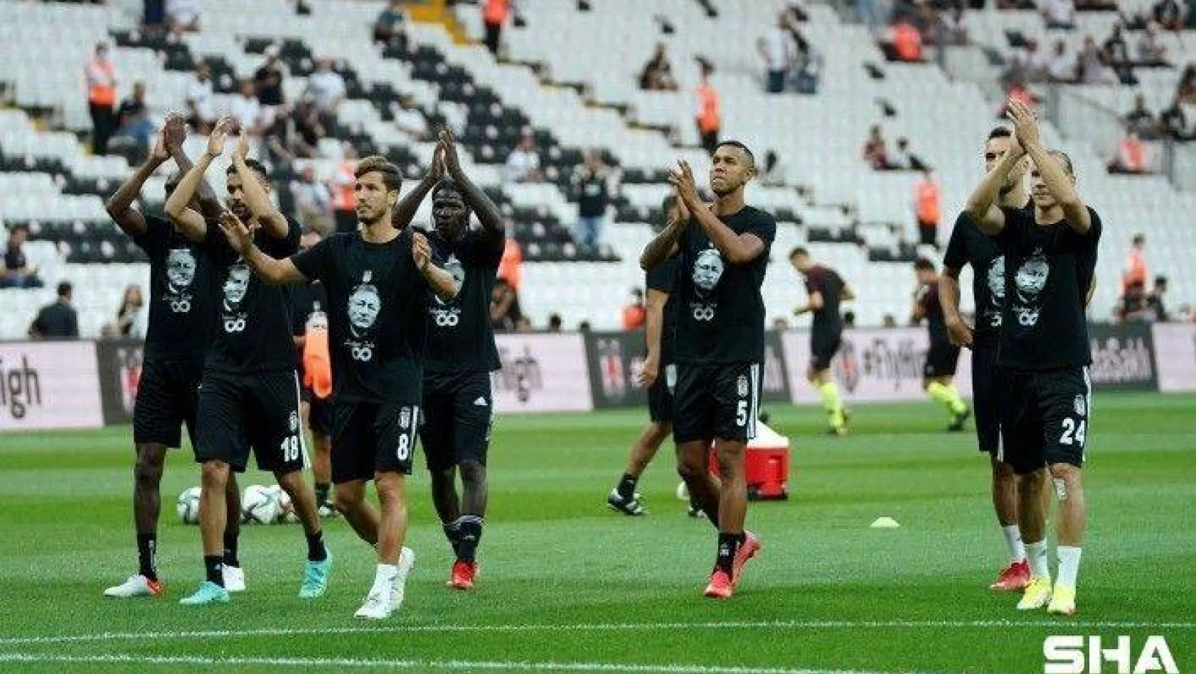 Beşiktaşlı futbolcular, Süleyman Seba tişörtüyle sahada