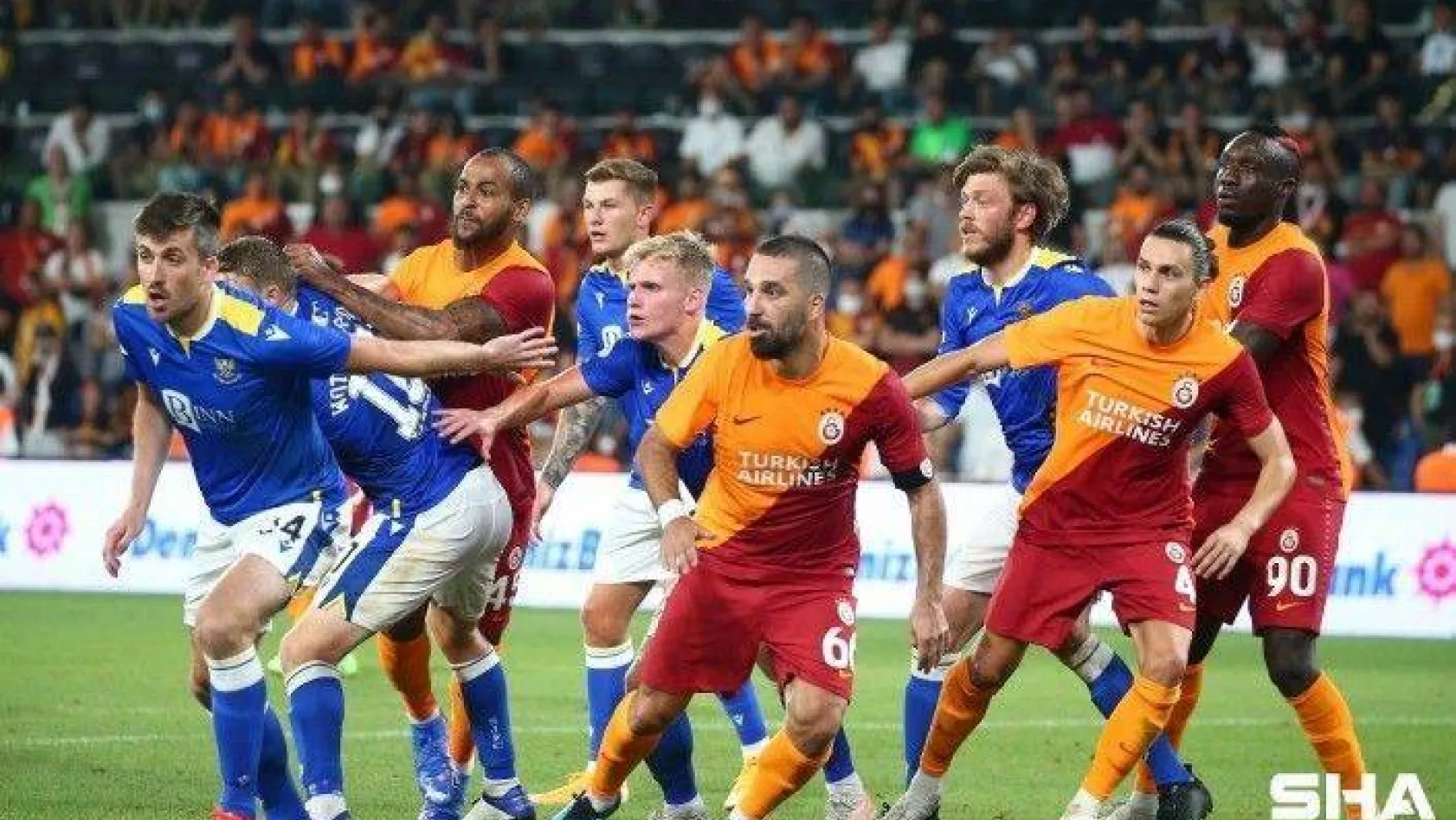 Galatasaray İskoçya'da tur peşinde