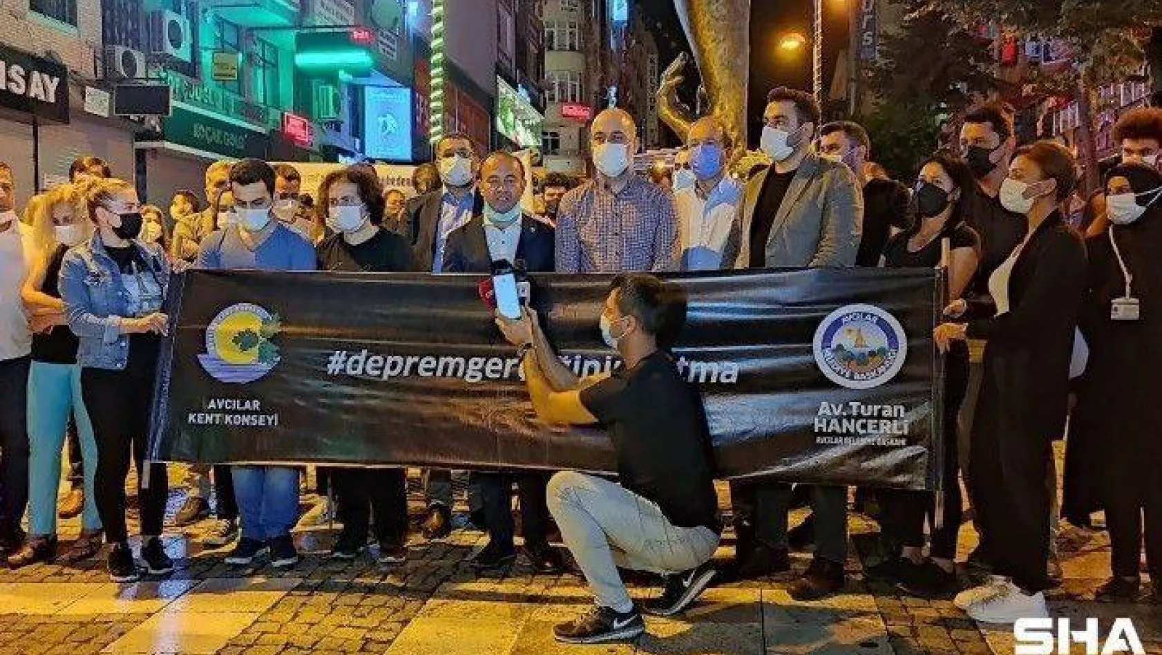 Marmara Depremi'nde hayatını kaybedenler Avcılar'da çeşitli etkinliklerle anıldı
