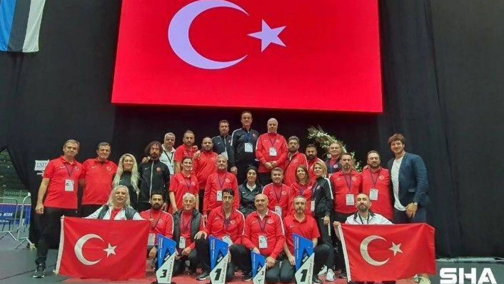 Milliler, Avrupa Taekwondo Şampiyonası'nı 23 madalyayla tamamladı