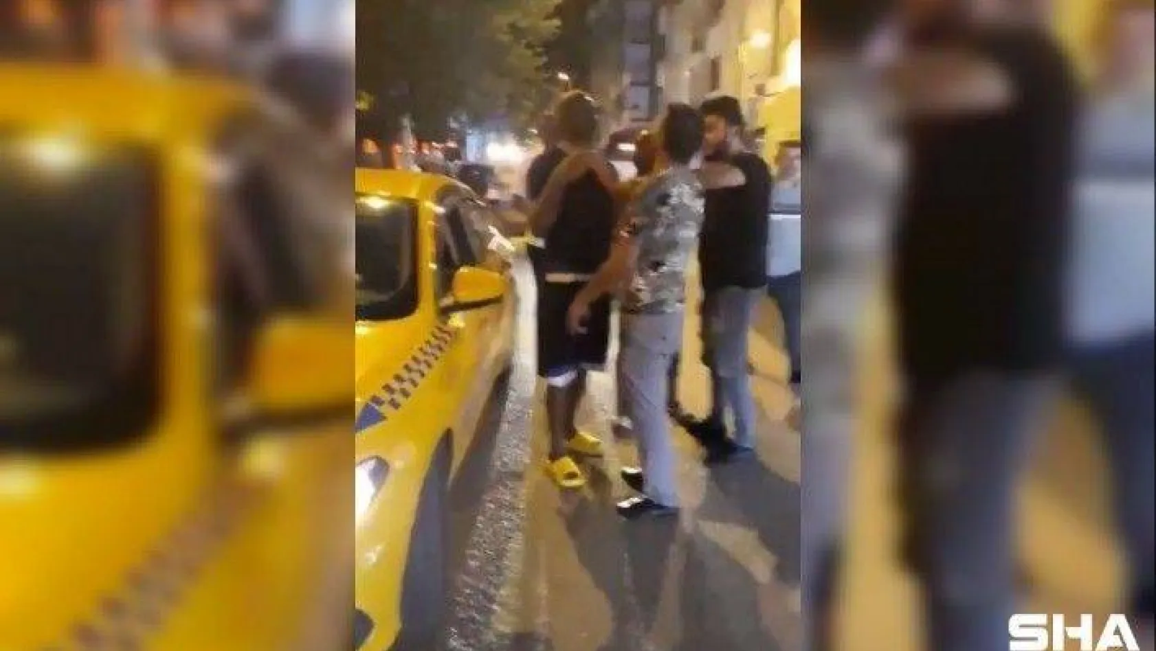 (ÖZEL) Dolandırıldığını düşünen Fransız turistin taksici ile tartışması kamerada