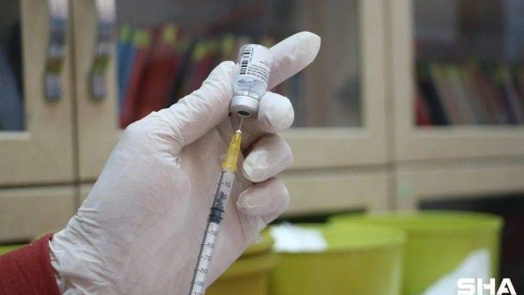 Sağlık Bakanlığı'ndan koronavirüs aşısına ilişkin karar!