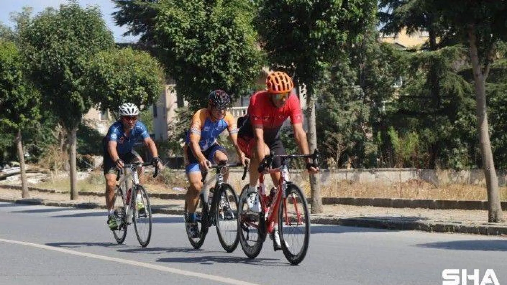 3. Uluslararası Ali Hüryılmaz Yol Bisiklet Yarışı, Büyükçekmece'de gerçekleşti
