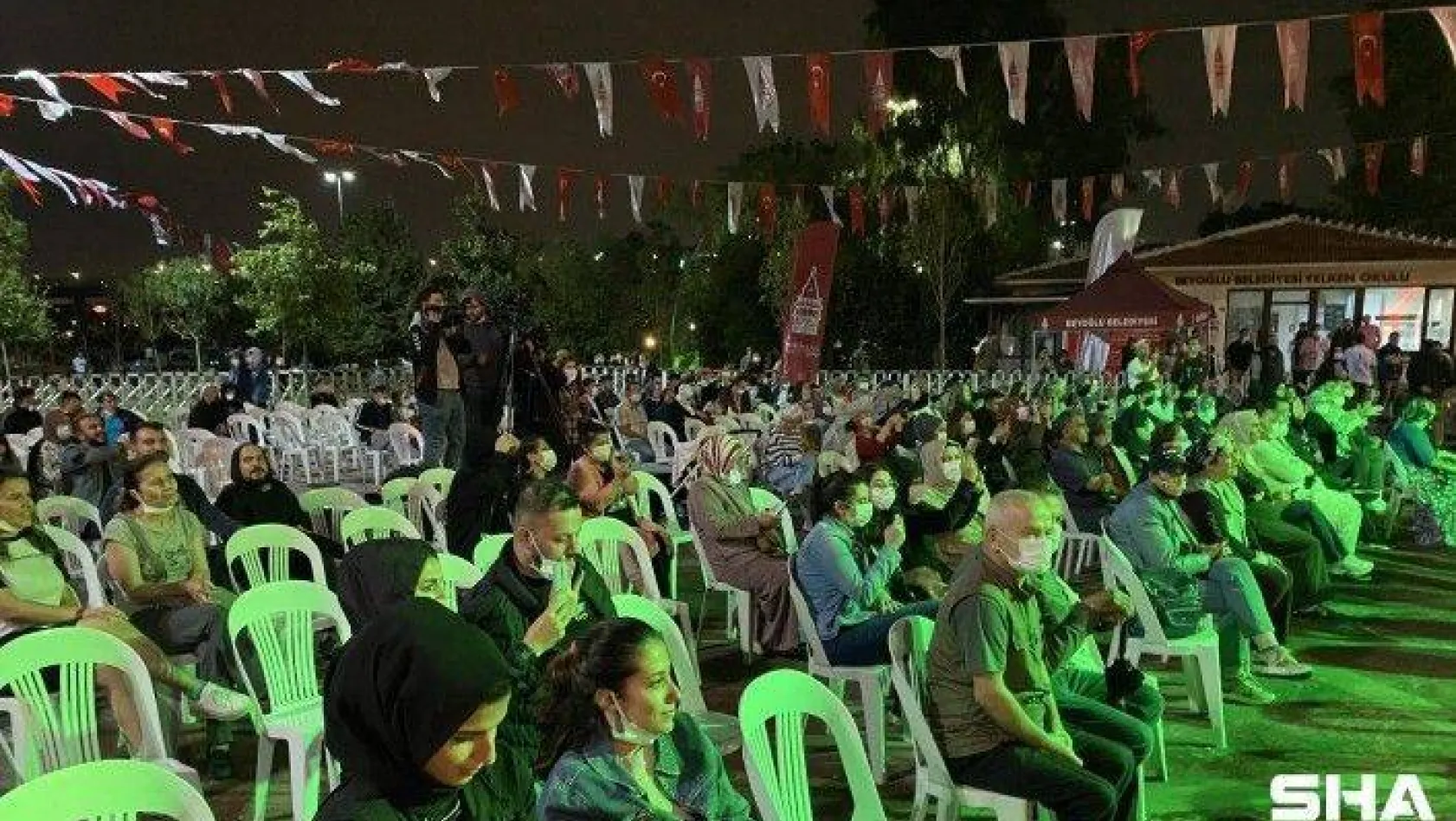 Beyoğlu Hasköy Sahne'de sıra gecesi