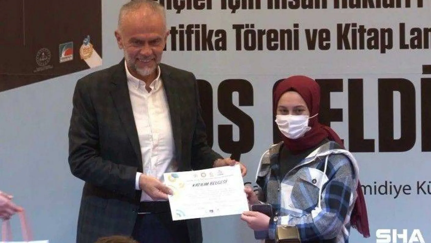 Çekmeköy'de 'Gençler İçin İnsan Hakları' projesi sertifika töreni gerçekleşti