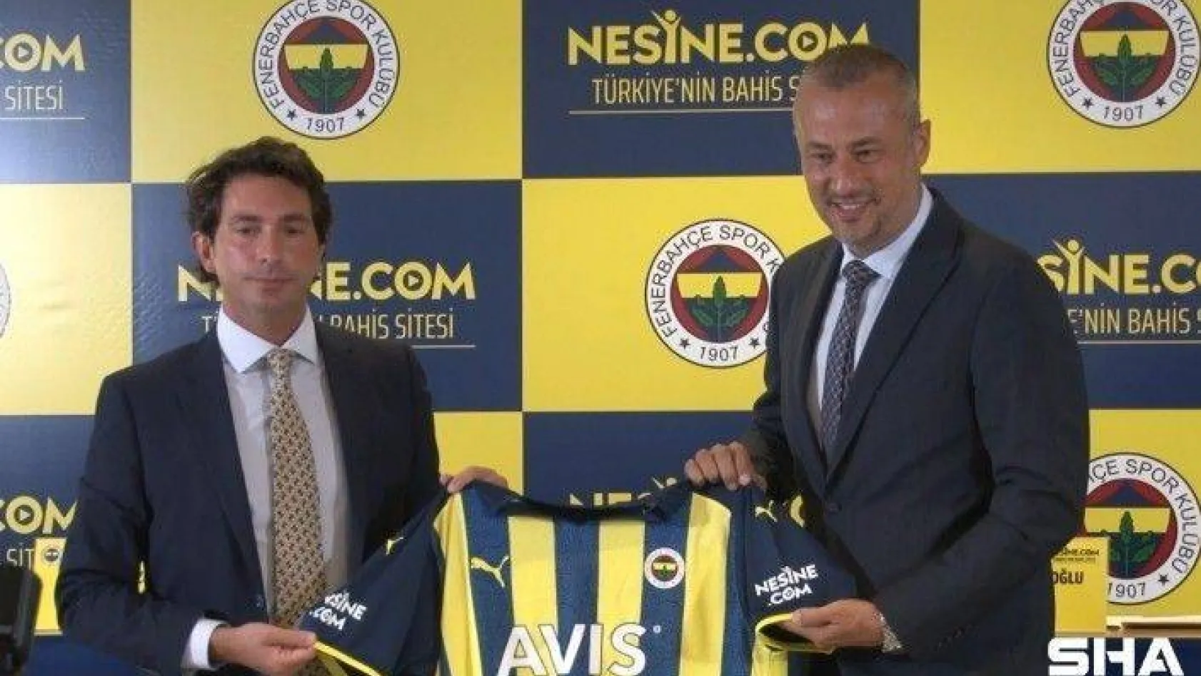 Fenerbahçe ile Nesine.com arasında forma kol sponsorluğu anlaşması imzalandı