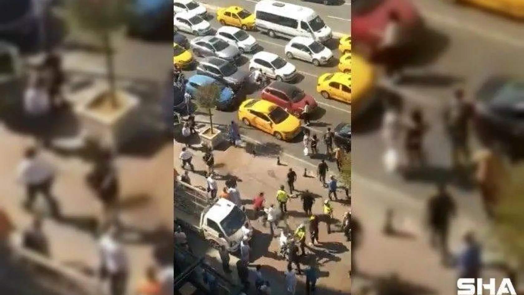 (Özel) İstanbul'un göbeğinde cam silici terörü: Bıçak ve sopayla mekan bastılar