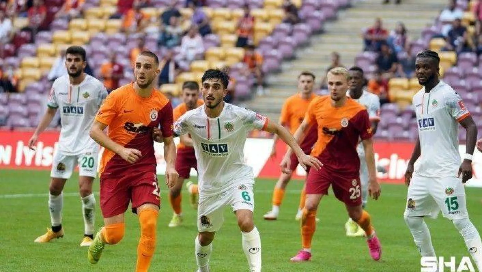 Süper Lig: Galatasaray: 0 - Aytemiz Alanyaspor: 0 (İlk yarı)