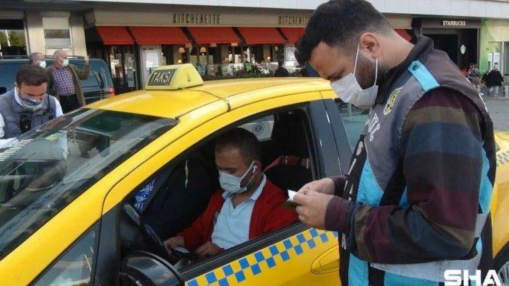 Taksim'de müşteri seçtiği için ceza yiyen taksiciden polise tepki