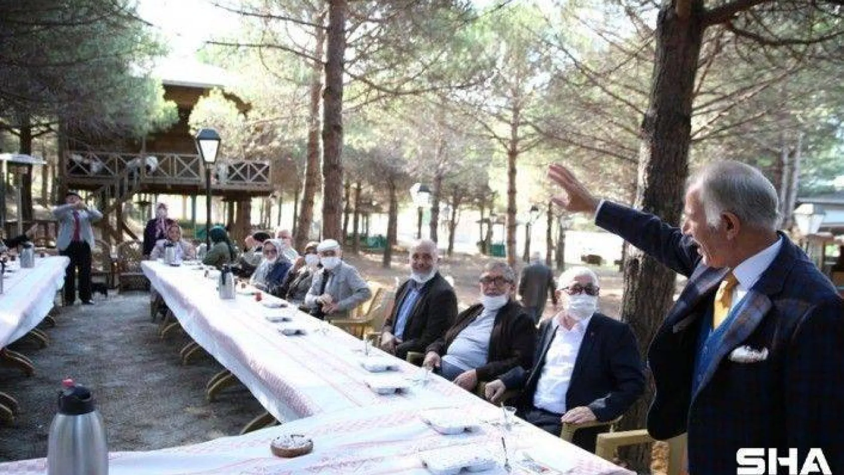 Başkan Aydıner 'Bayrampaşalı Çınarlarla' bir araya geldi