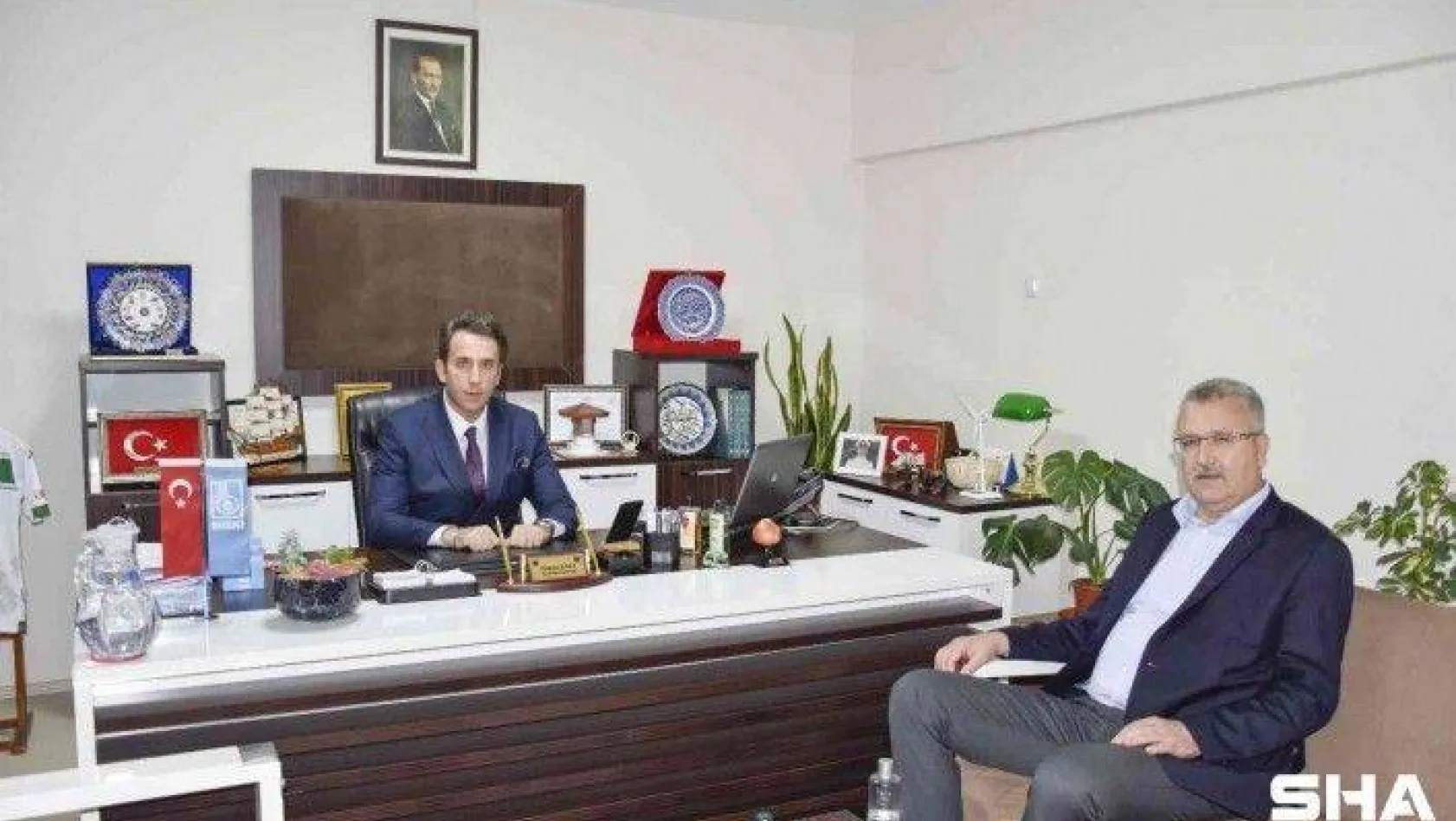 Başkan Özkan'dan Kaya'ya 'hayırlı olsun' ziyareti