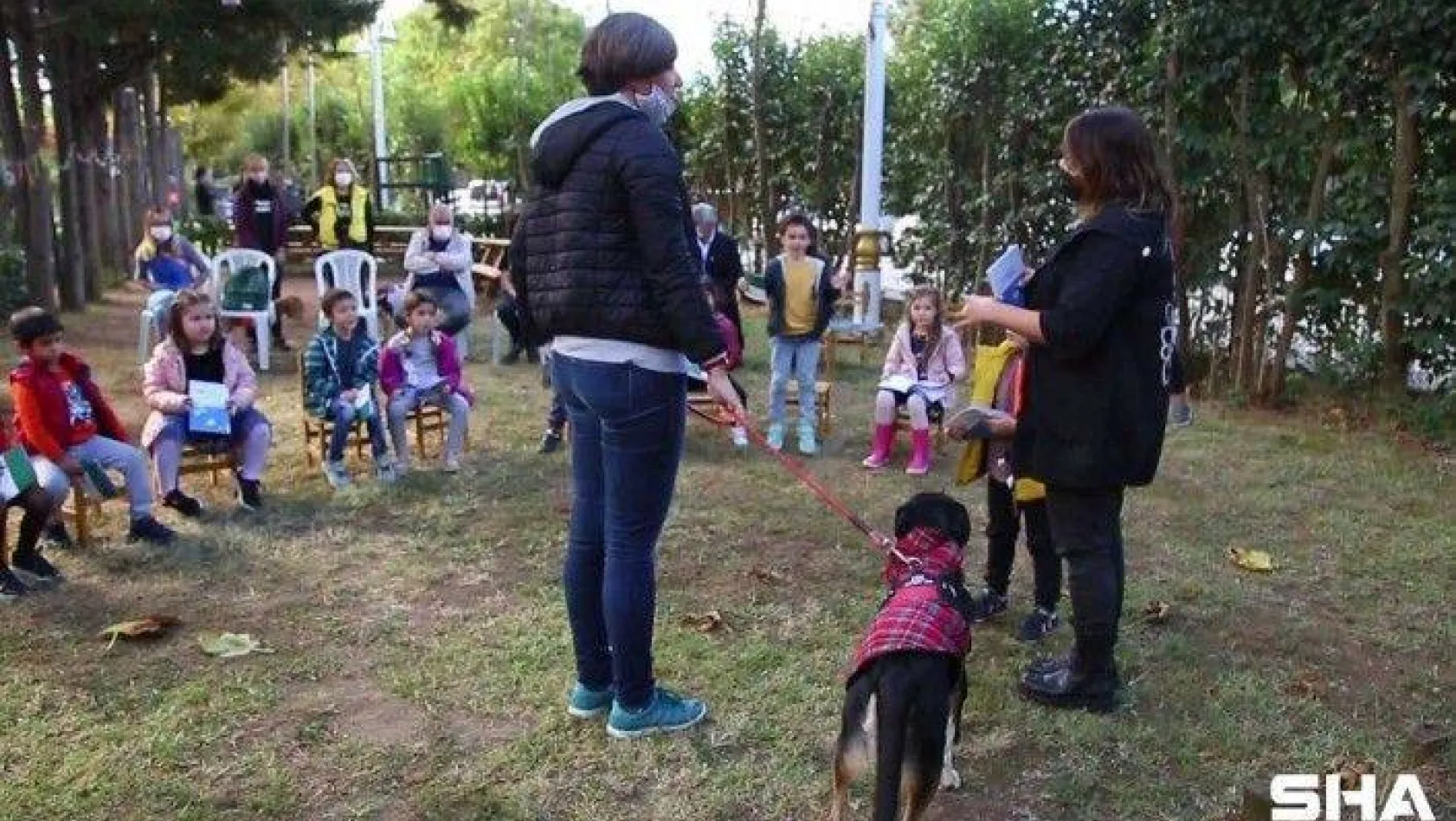Dünya Hayvanları Koruma Günü Kadıköy'de çocuklarla birlikte kutlandı