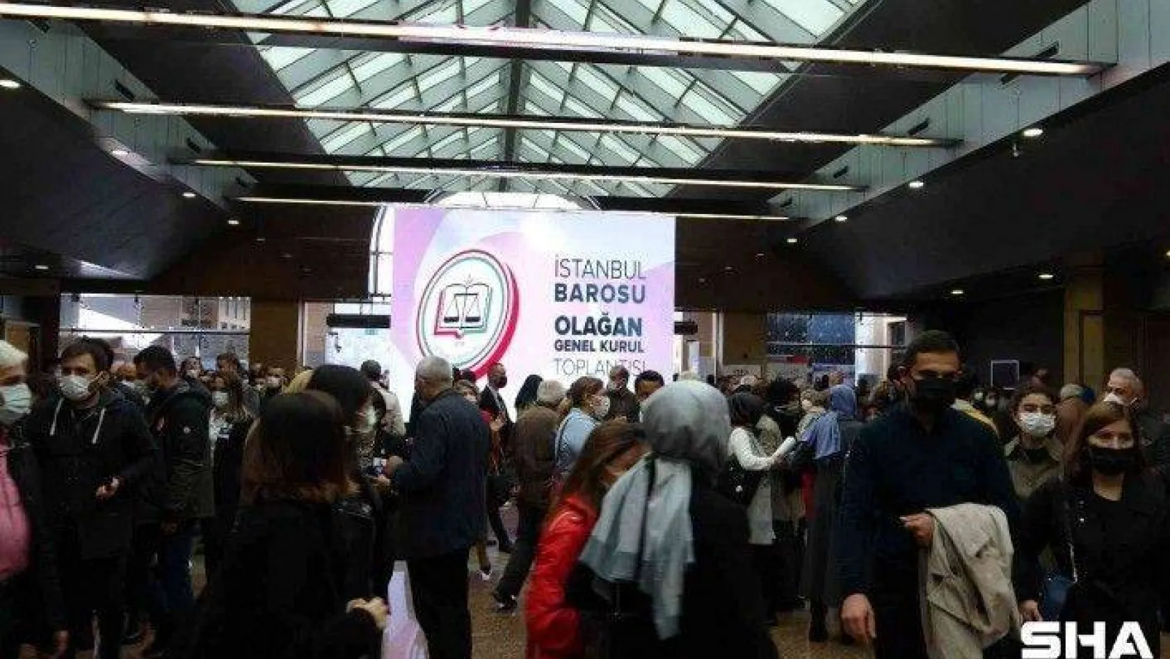 İstanbul Barosu'nda avukatlar oy kullanmaya devam ediyor