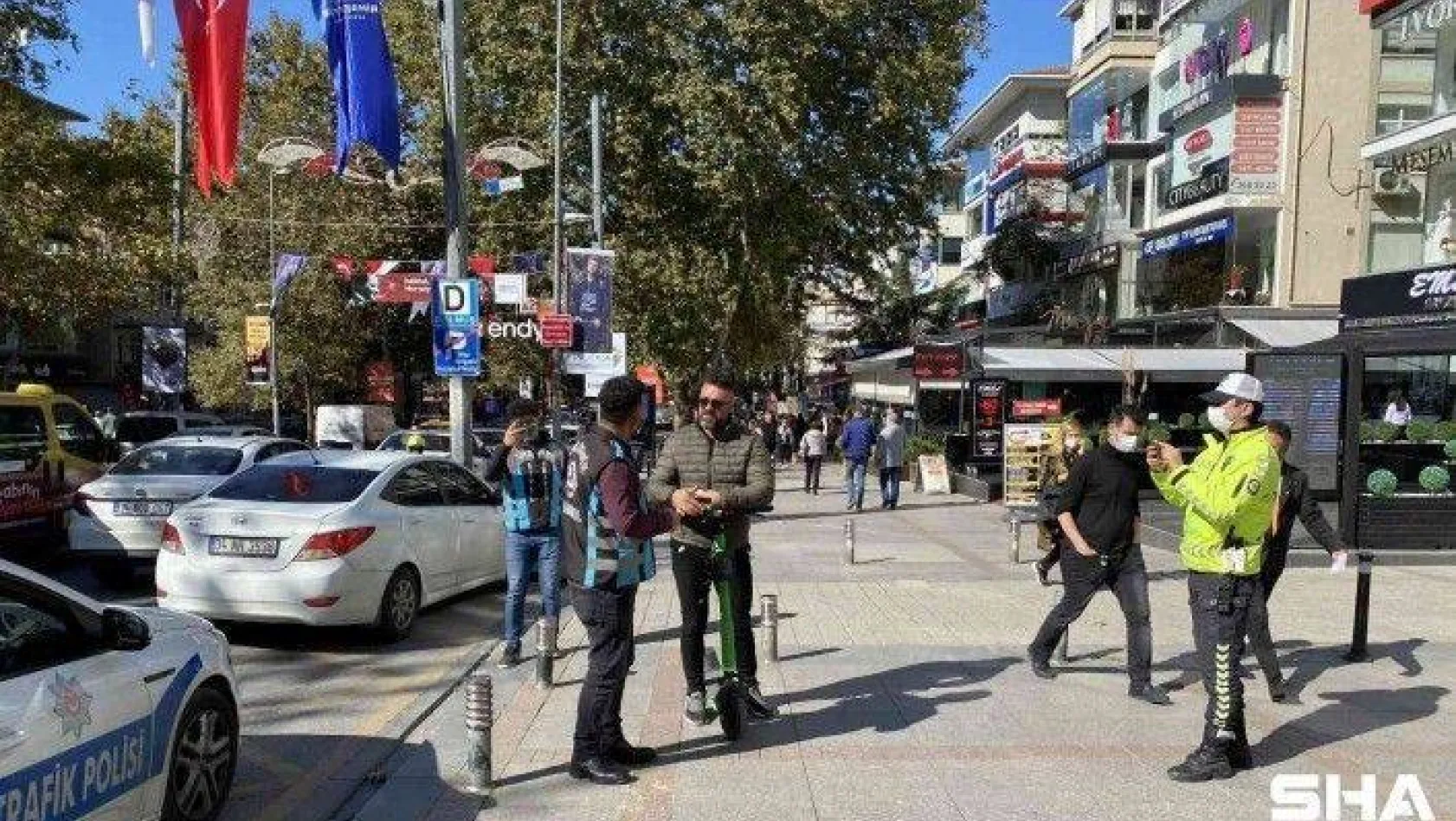 Kadıköy'de elektrikli scooter denetimi