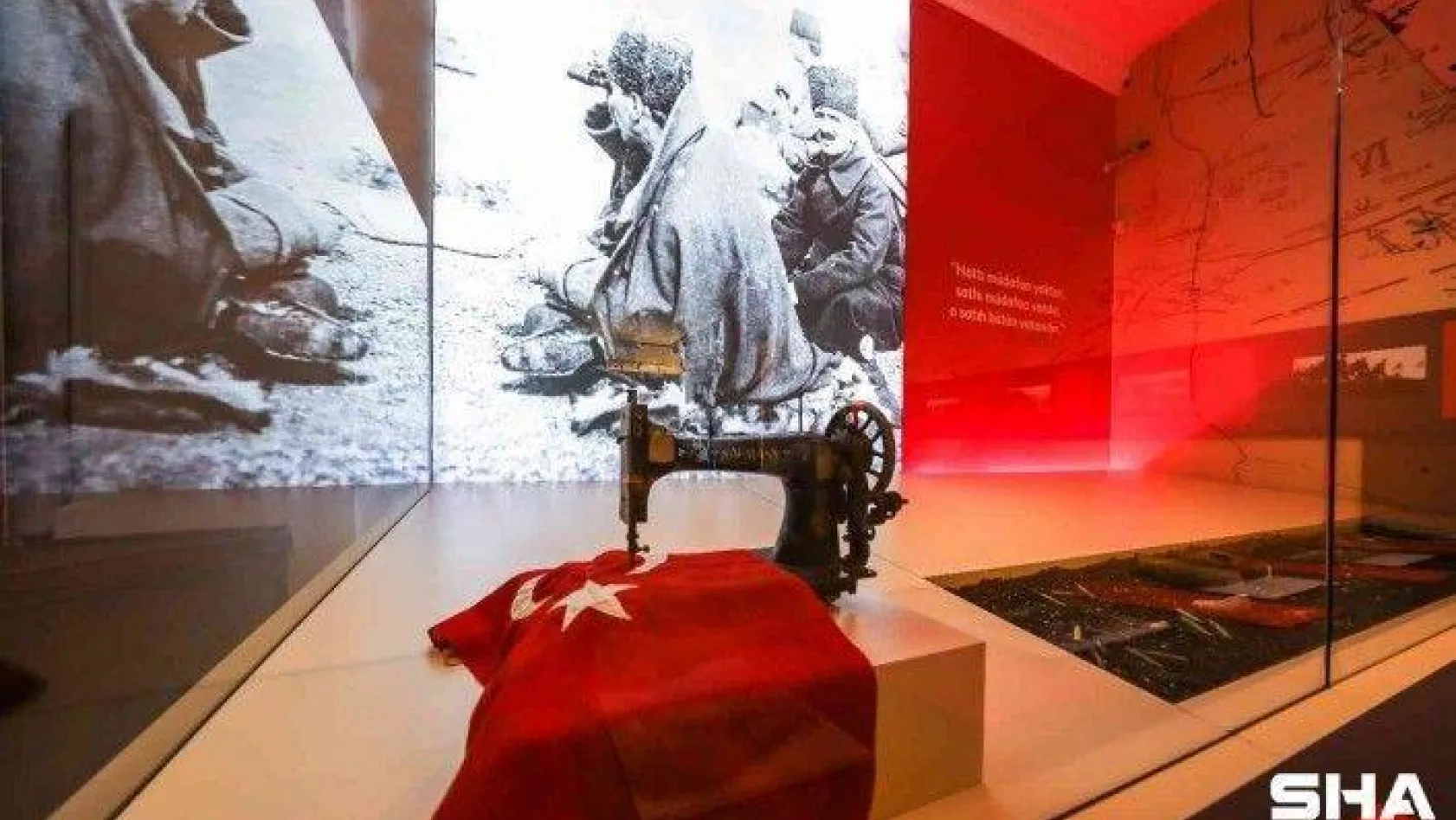 Türkiye İş Bankası Müzesi'nin yeni sergisi 'Bir Asrın Ardından'