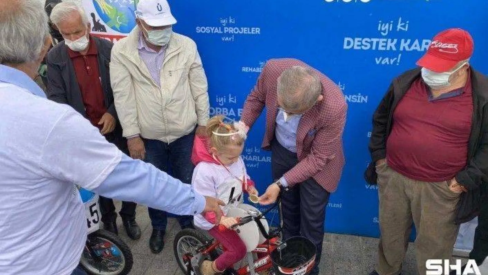 Üsküdar'da Serebral Palsi hastası çocuklar pedal çevirdi