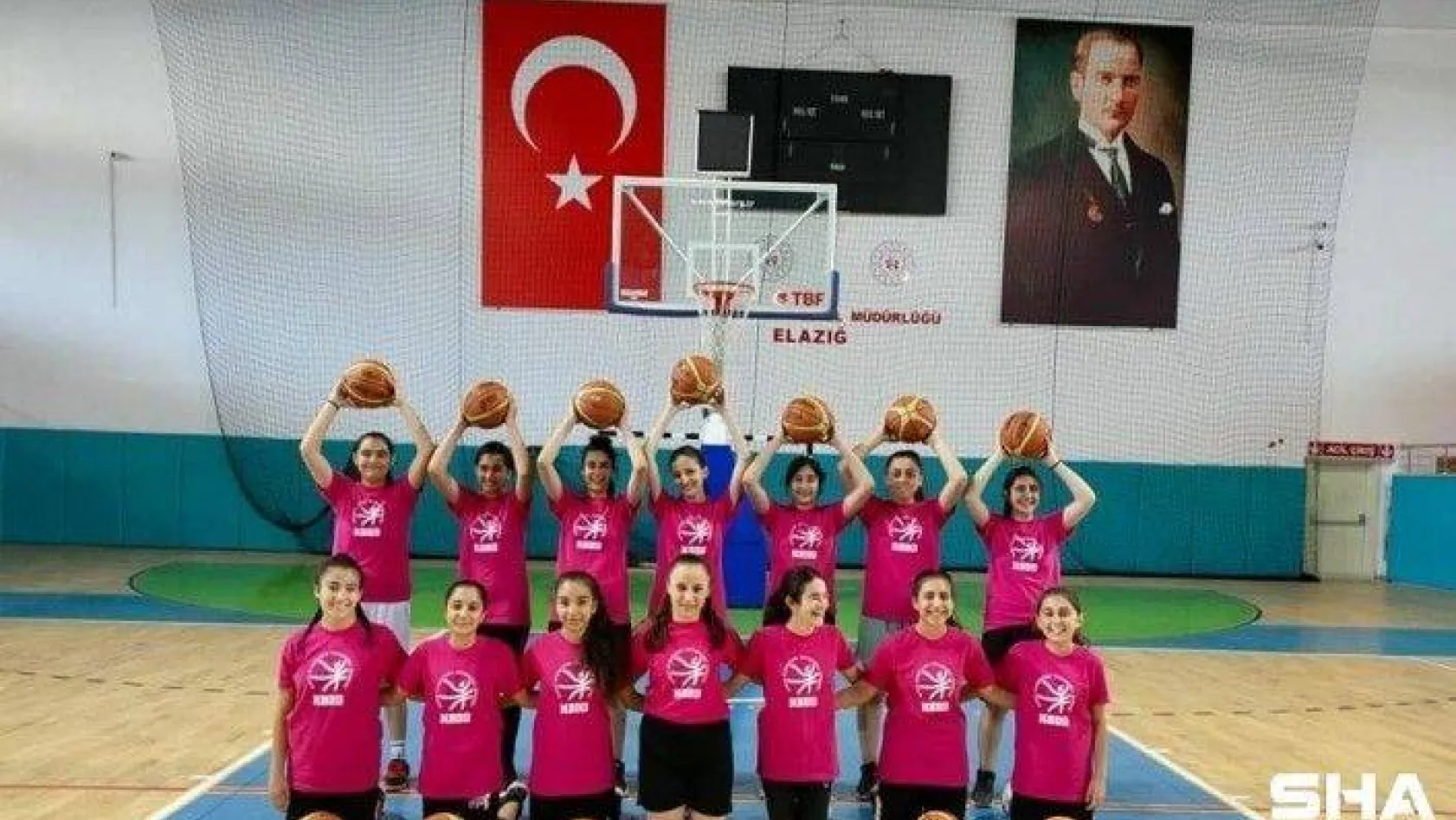 'Yarını Kodlayanlar'dan basketbolda 'Ben varım' diyen kız çocuklarına destek