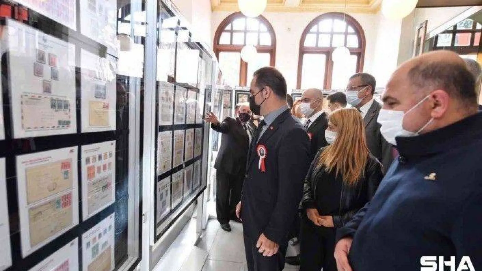 Beyoğlu'nda 10 Kasım'a anlamlı sergi: Özel pullar ilk kez sergilendi