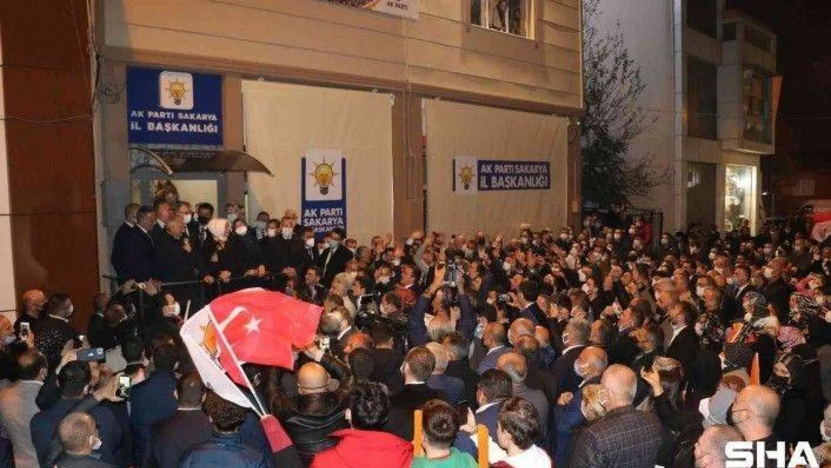 Cumhurbaşkanı Erdoğan, coşkulu kalabalığa böyle seslendi