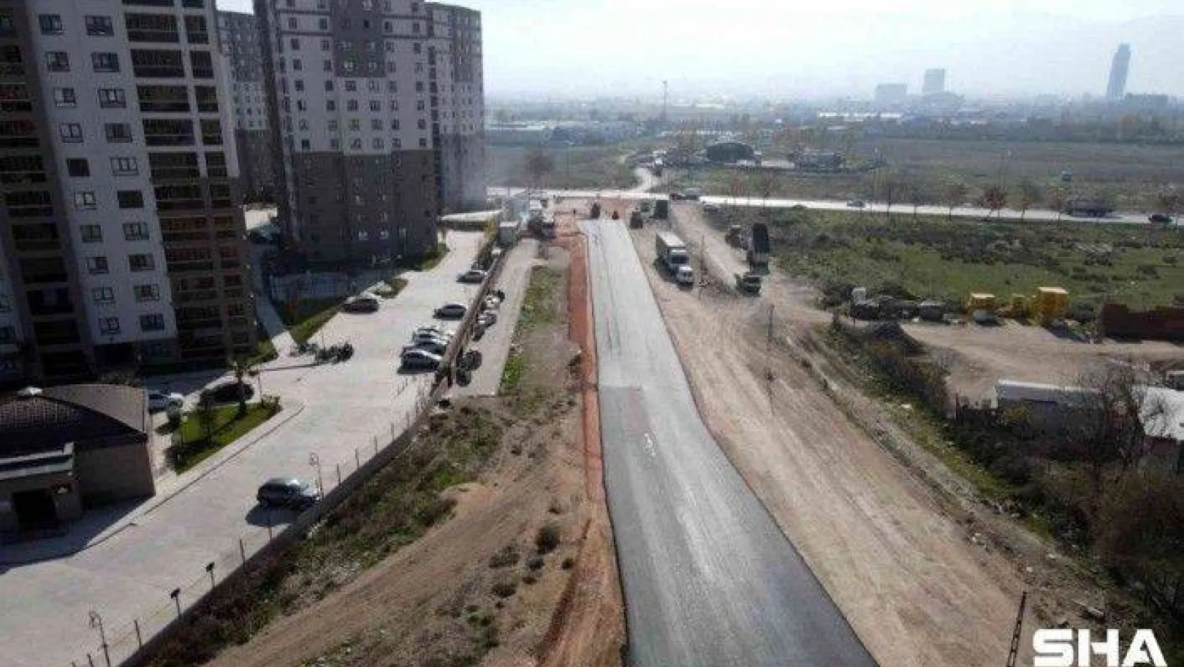 Osmangazi'de asfalt mesaisi sürüyor