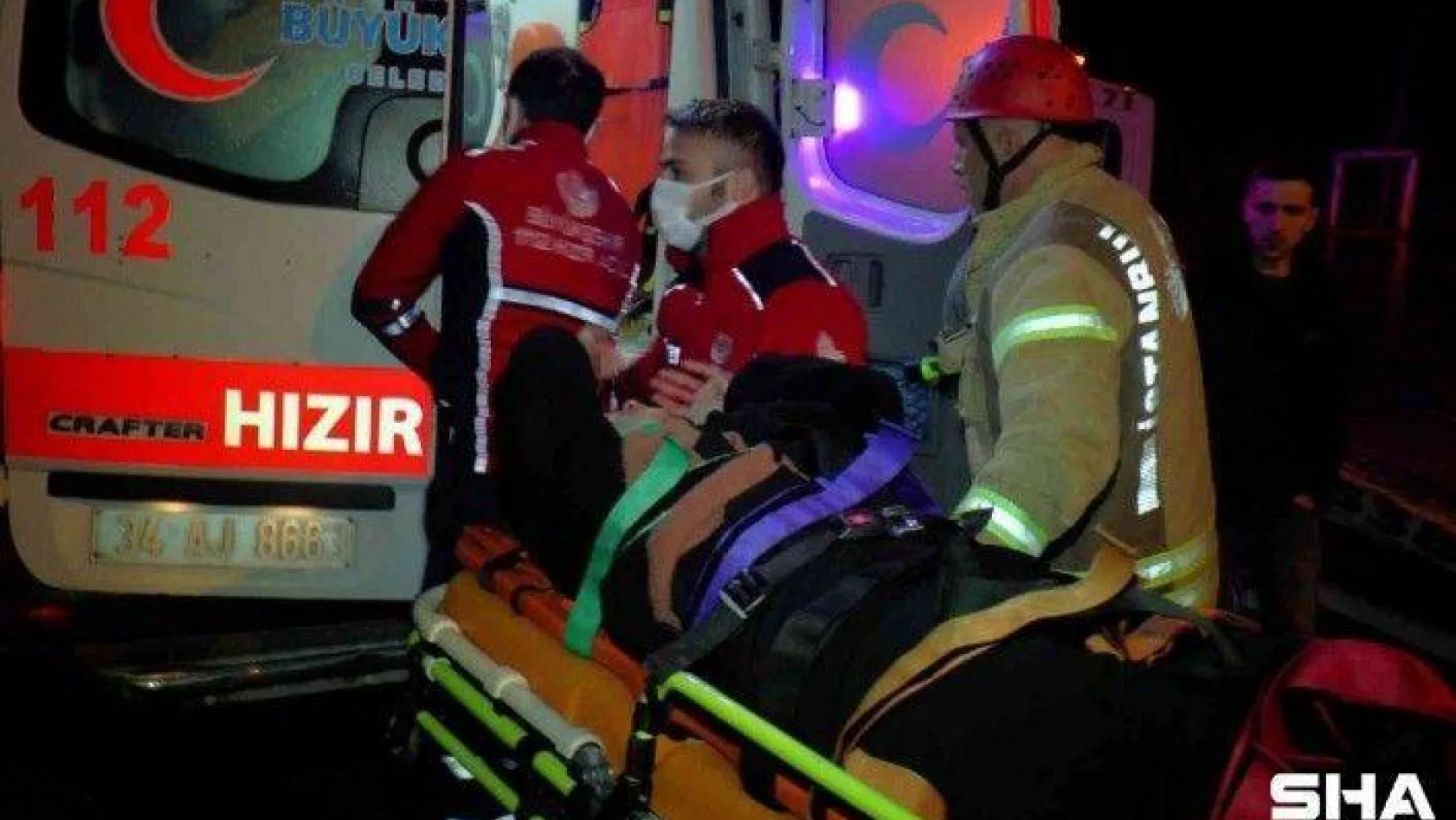 Pendik'te otomobil 50 metreden uçtu, anne ve kızı yaralandı