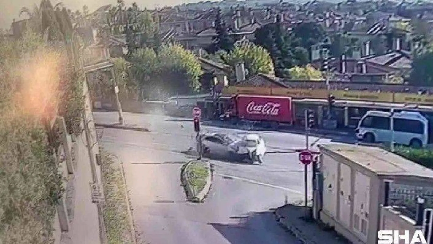 Tuzla'da baba ve oğulun öldüğü feci kaza kamerada