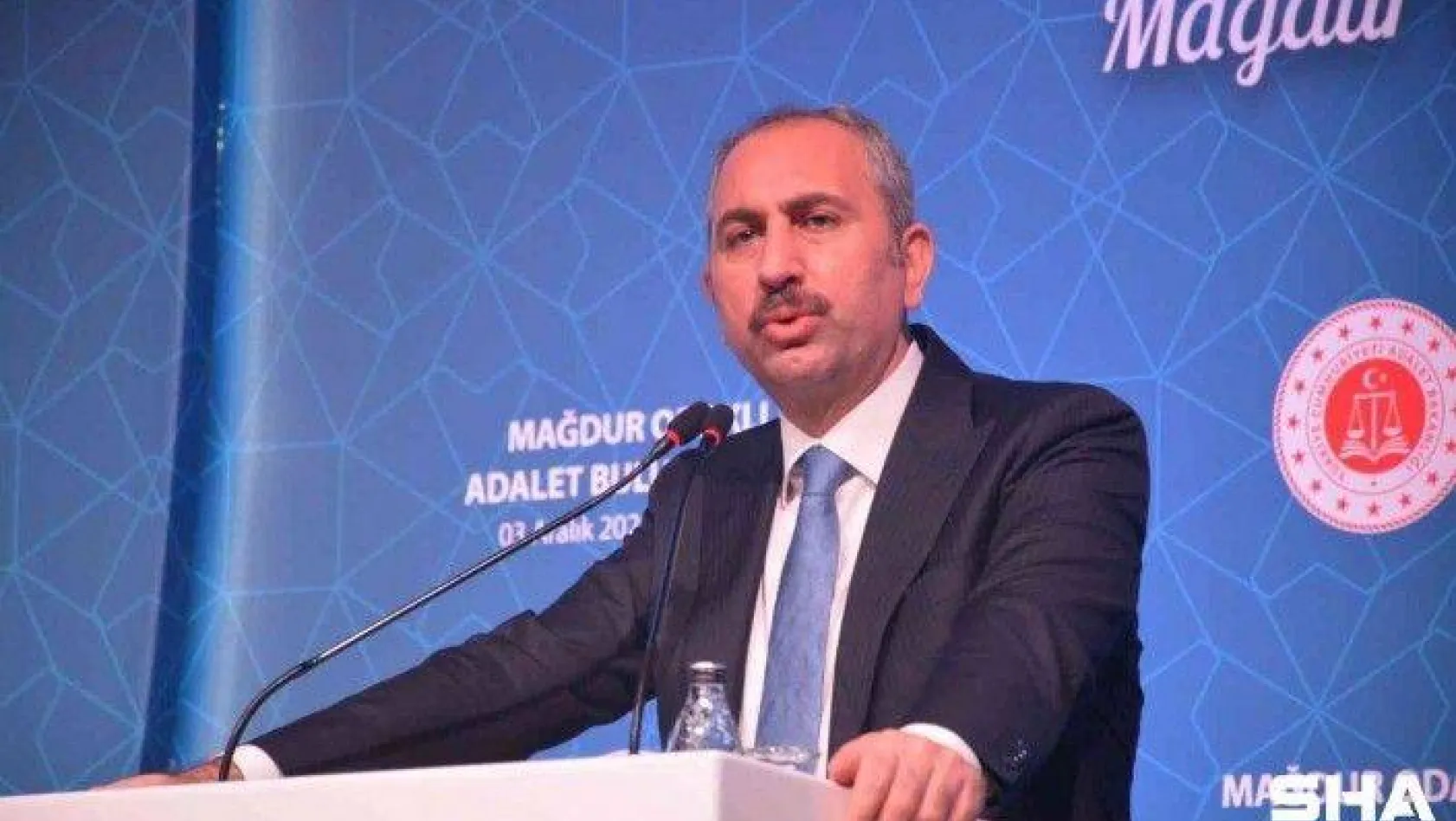 Adalet Bakanı Gül: 'İnsanlar kendi çocuğunu görmek için artık para ödemeyecek'