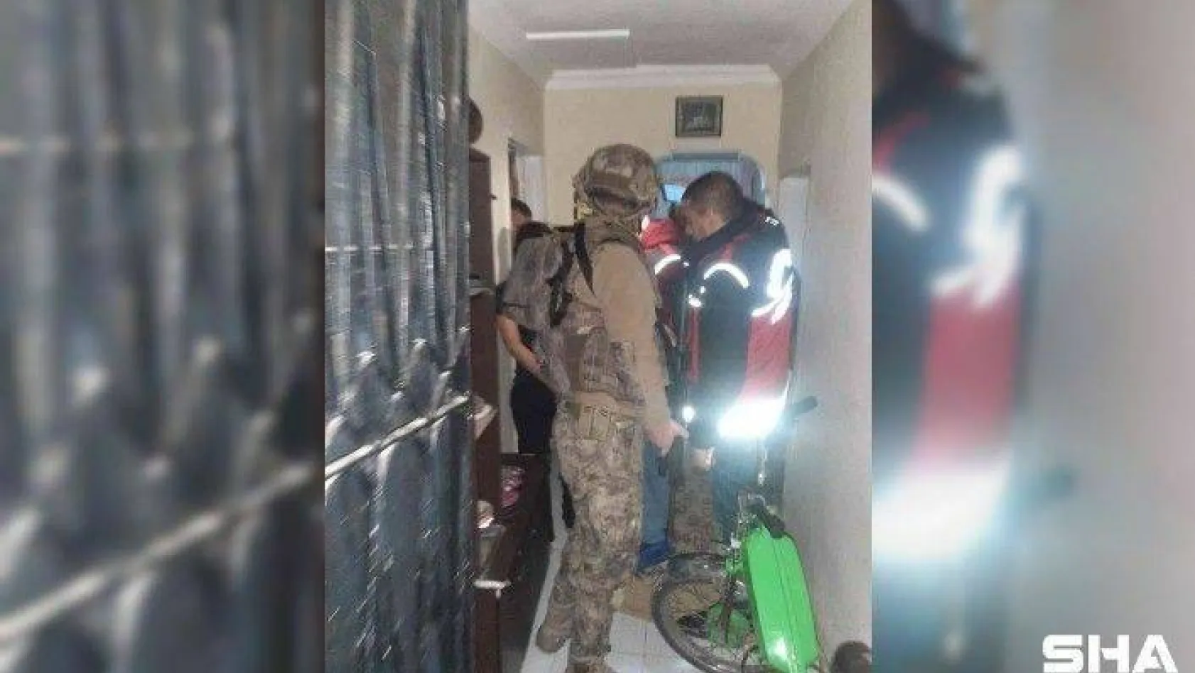 Edremit'te Şehit Polis Memuru Abdulkadir Güngör-10 operasyonunda bir katil zanlısı yakalandı