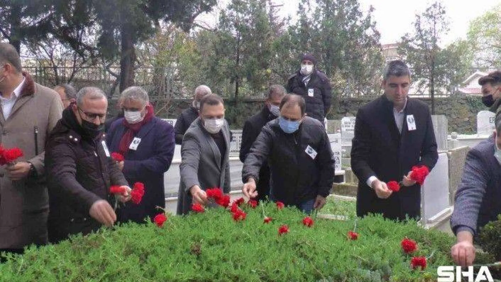 Eski Kartal Belediye Başkanı Mehmet Ali Büklü mezarı başında anıldı