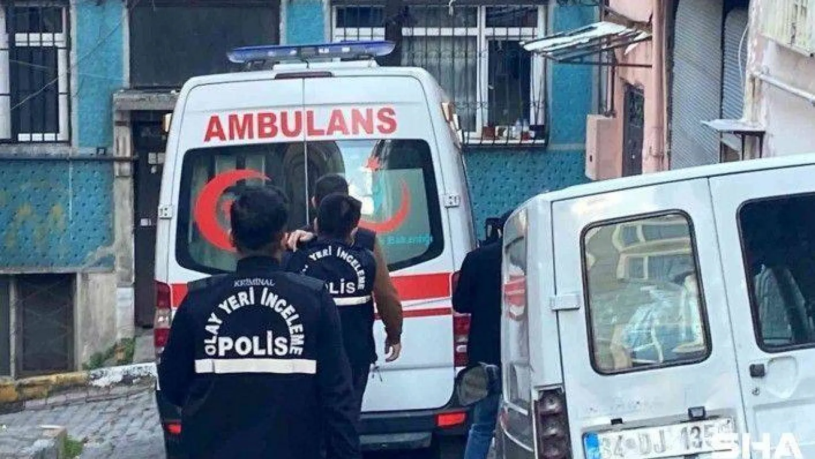 İstanbul'da korkunç olay: Babası bıçaklanarak ölü bulunan genç gözaltında