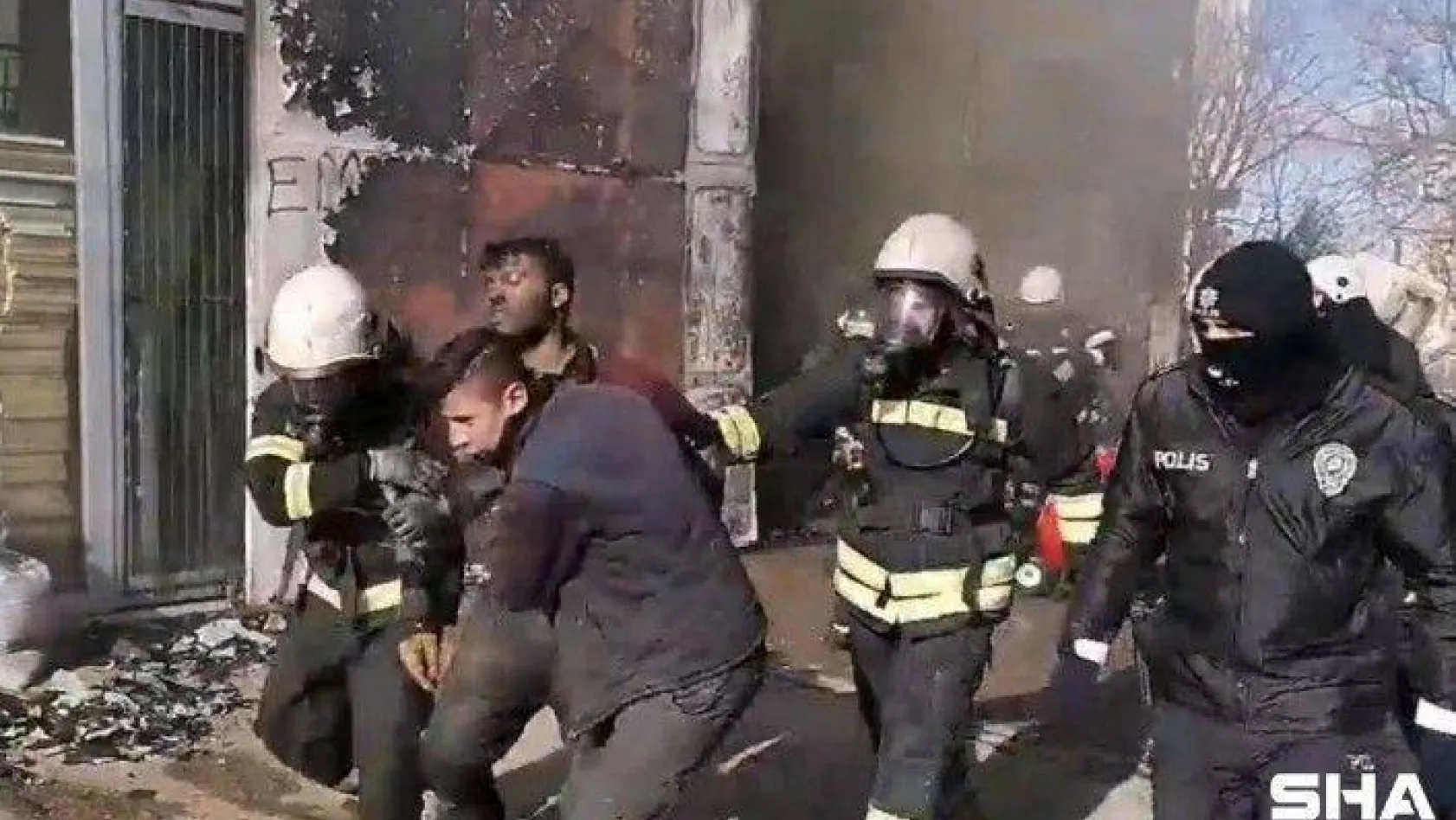 Çorlu'da geri dönüşüm deposundaki yangında can pazarı: 2 yaralı