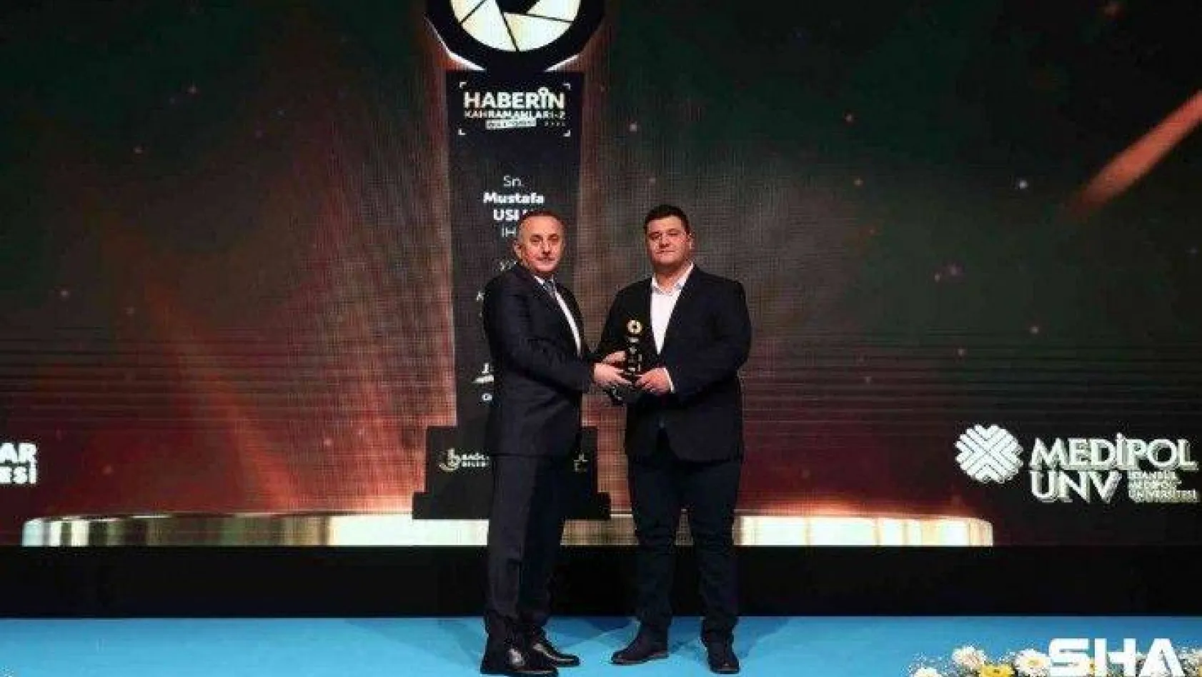 İHA Muhabiri Mustafa Uslu, 'Yılın kahraman habercisi' ödülüne layık görüldü