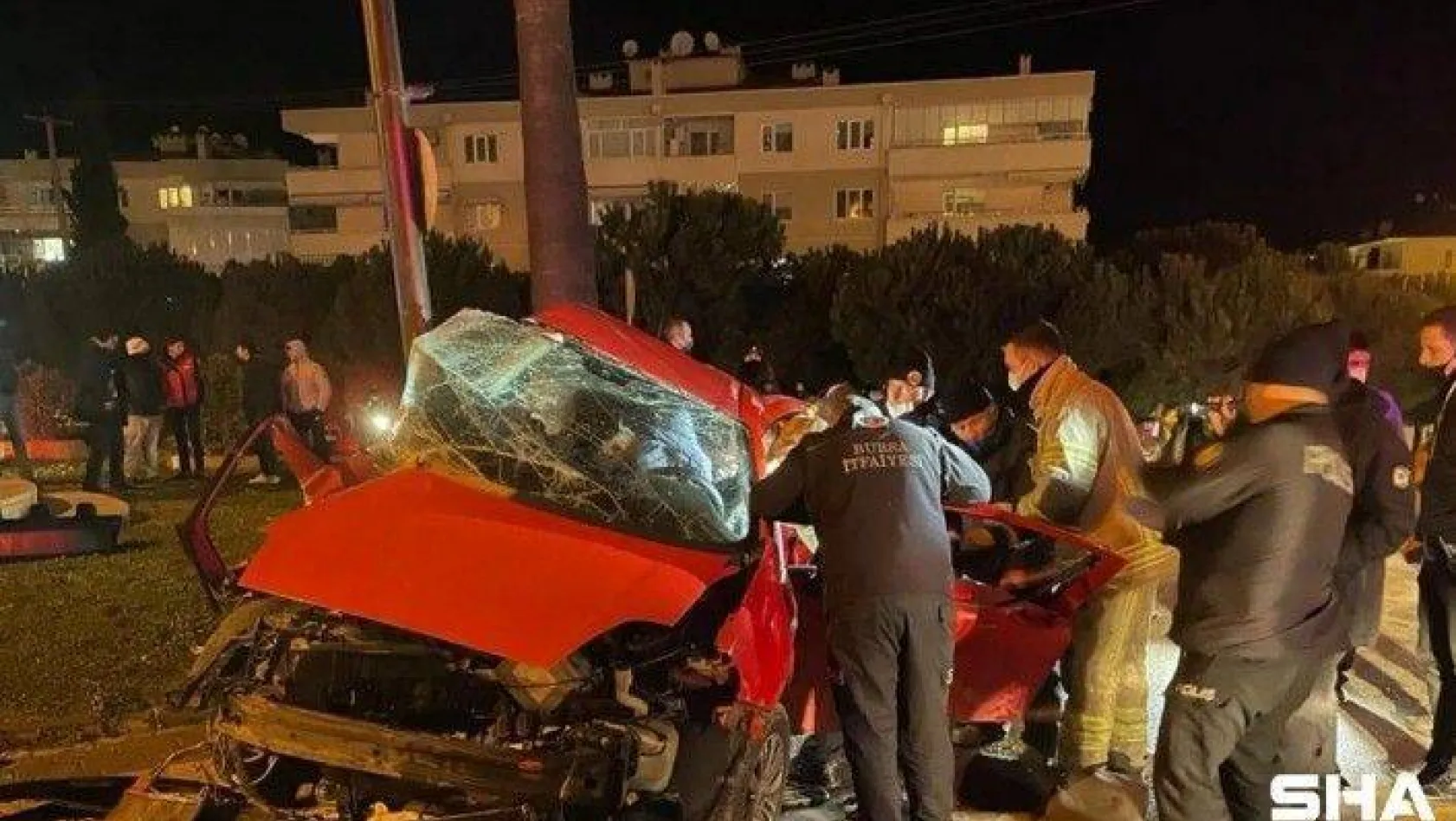 (Özel) Bursa'da kırmızı ışık faciası: 3 ölü... Kaza anı kamerada
