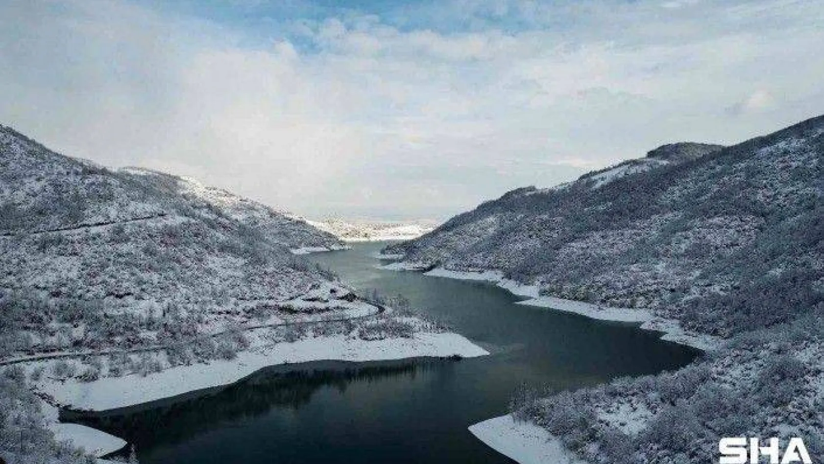 Samanlı Dağları ve Yuvacık Barajı'nın kar manzarası mest etti