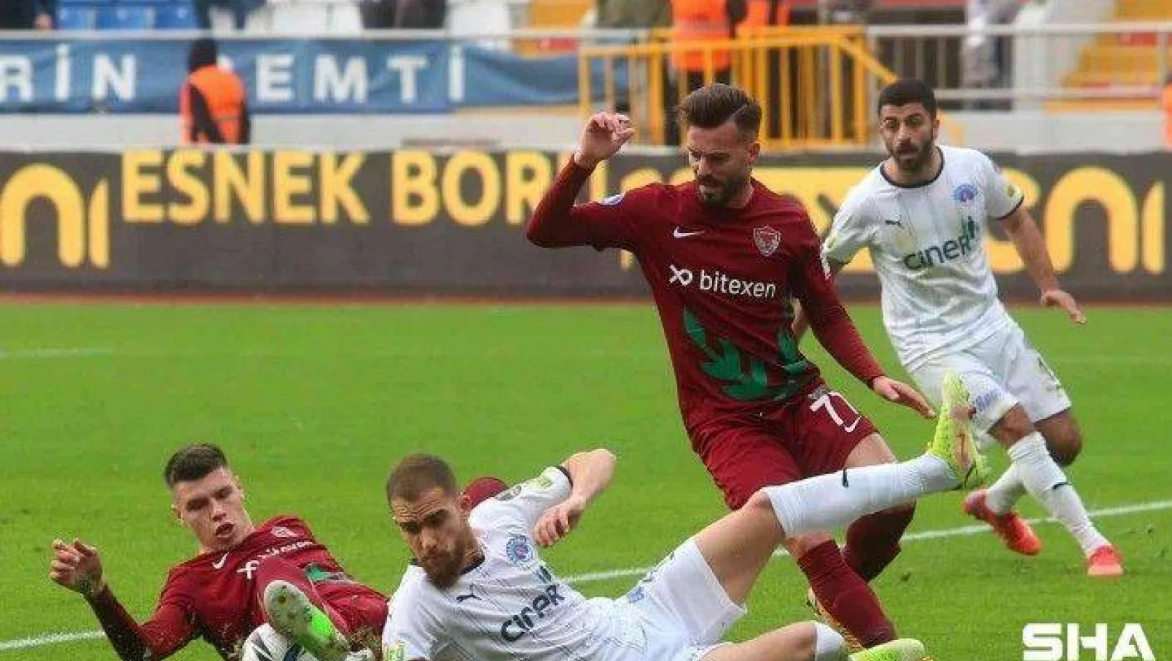 Spor Toto Süper Lig: Kasımpaşa: 2 - Hatayspor: 0 (İlk yarı)
