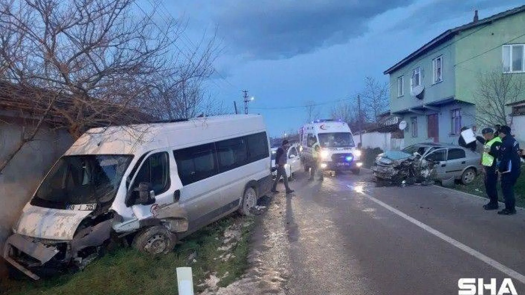 Tekirdağ'da feci kaza: 15 yaralı