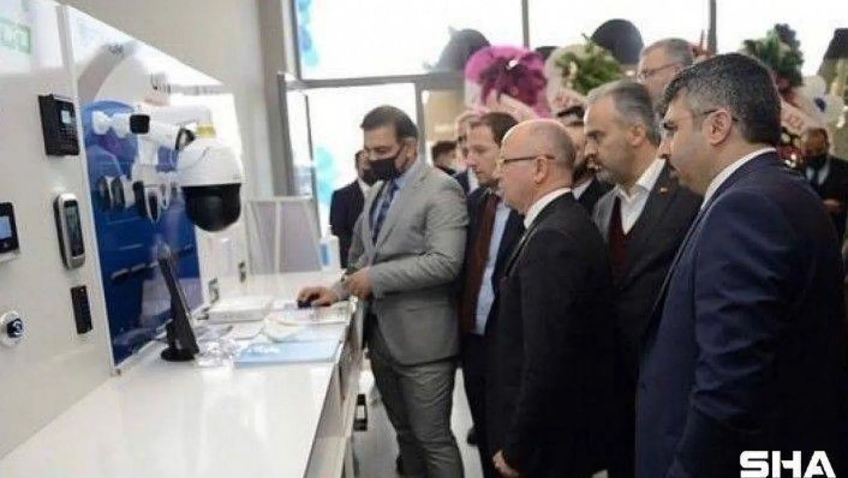 Teknoloji firmasını Başkan Alinur Aktaş açtı
